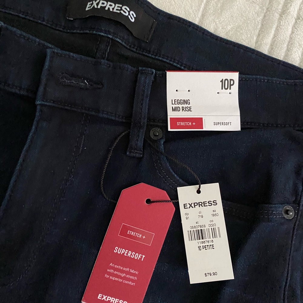 NWT Express Supersoft Stretch+ Mid Rise Jeans